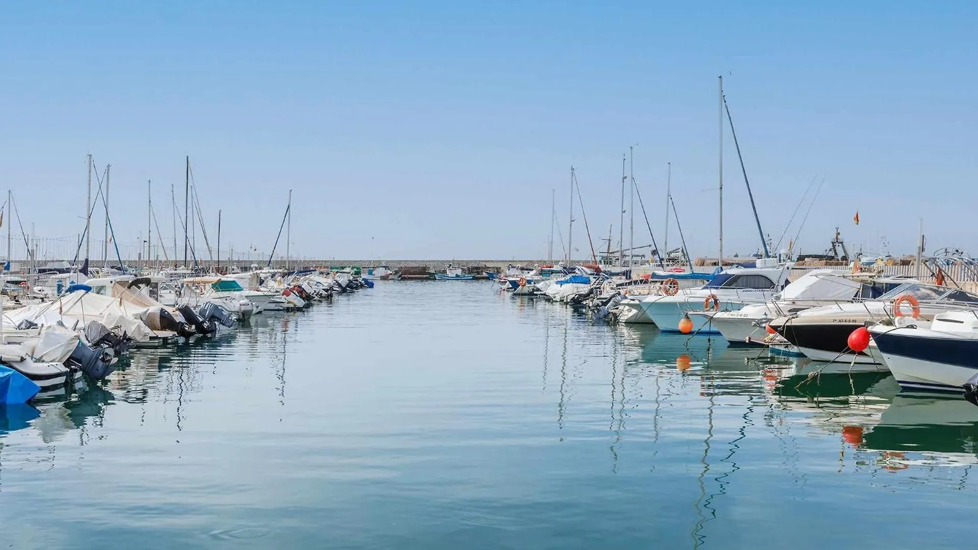 A&N Seaport 2A Apartment Caleta De Velez